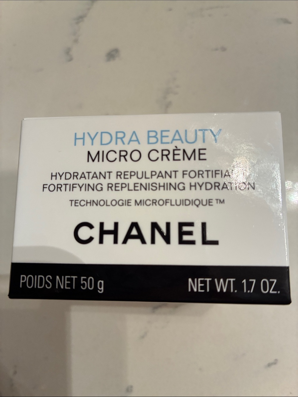CHANEL Hydra Beauty Micro Crème - Picture 2 of 3